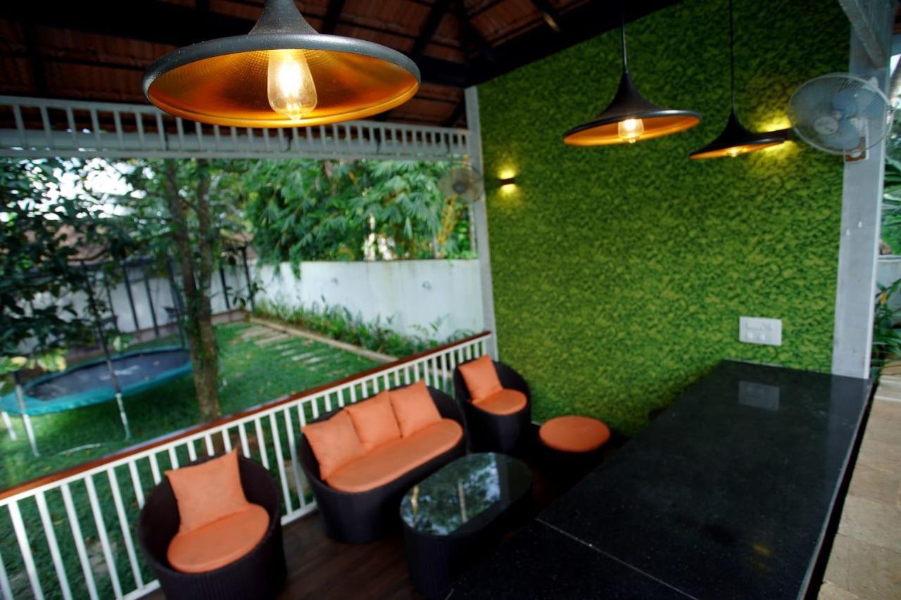 Bamboo Lagoon Backwater Front Resort Alappuzha Bagian luar foto