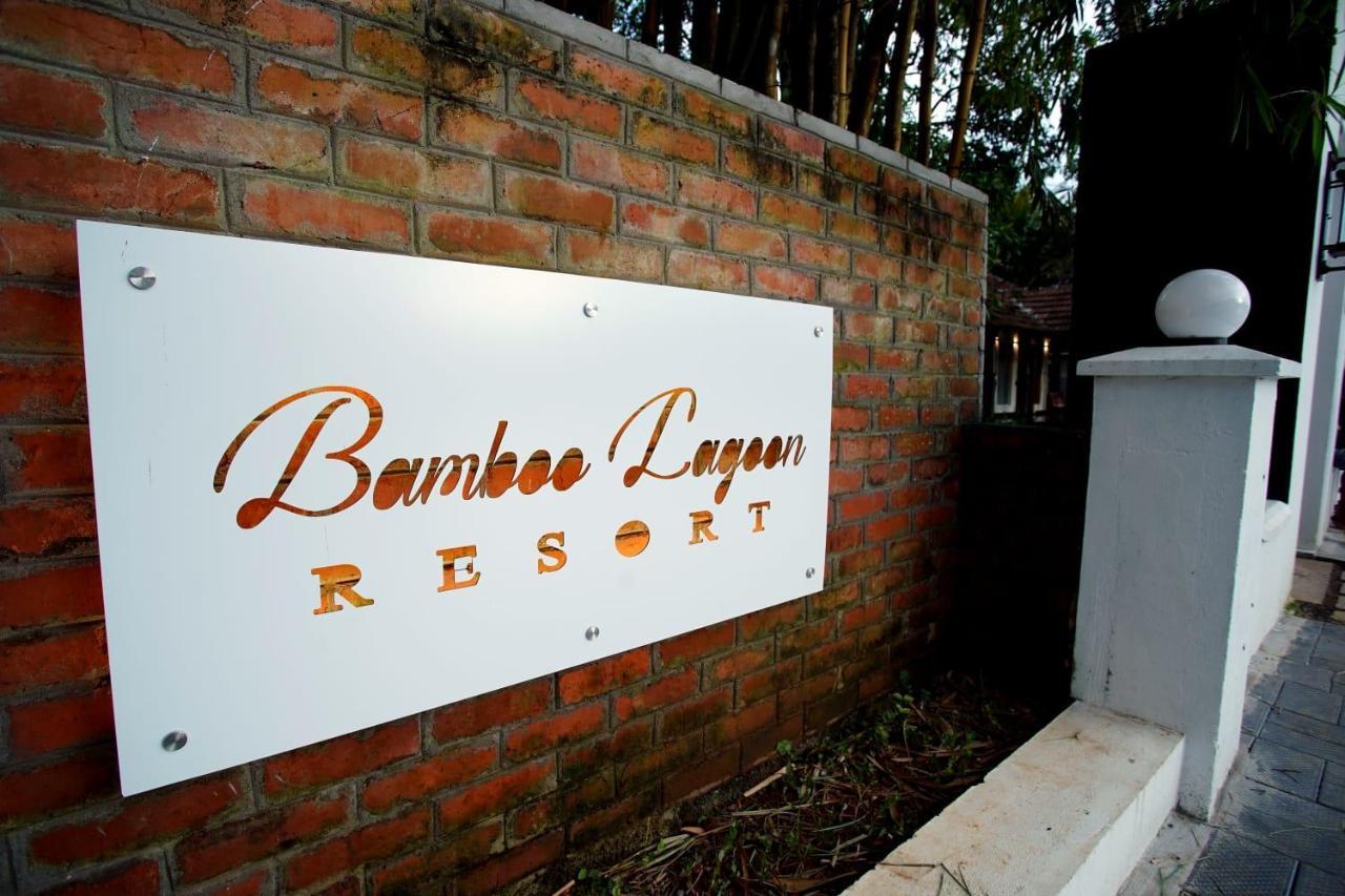 Bamboo Lagoon Backwater Front Resort Alappuzha Bagian luar foto
