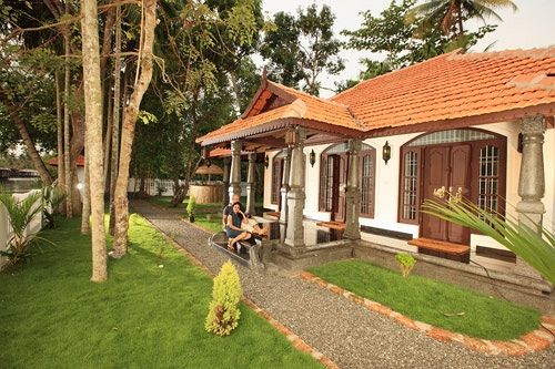 Bamboo Lagoon Backwater Front Resort Alappuzha Bagian luar foto