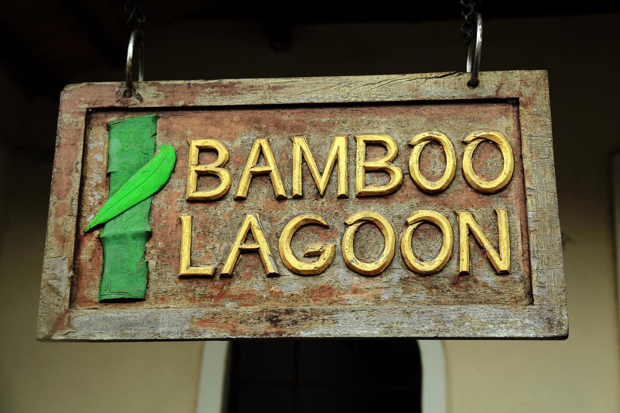 Bamboo Lagoon Backwater Front Resort Alappuzha Bagian luar foto